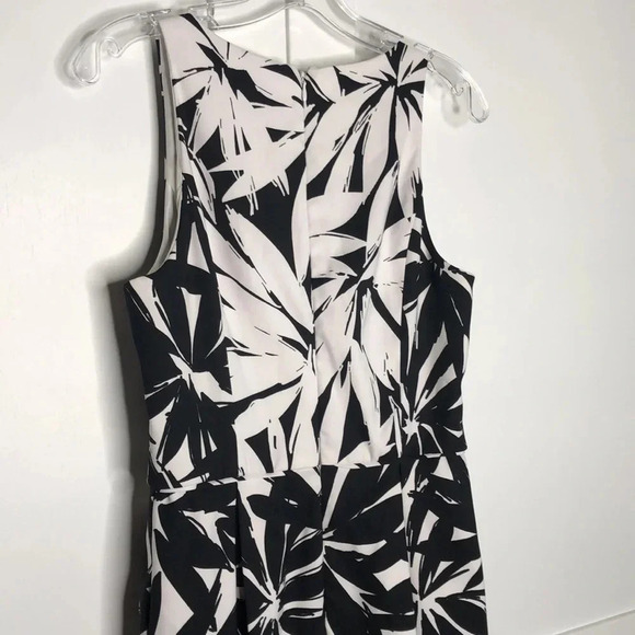 ASHLEY GRAHAM Tropical Print Dress - Picture 4 of 7